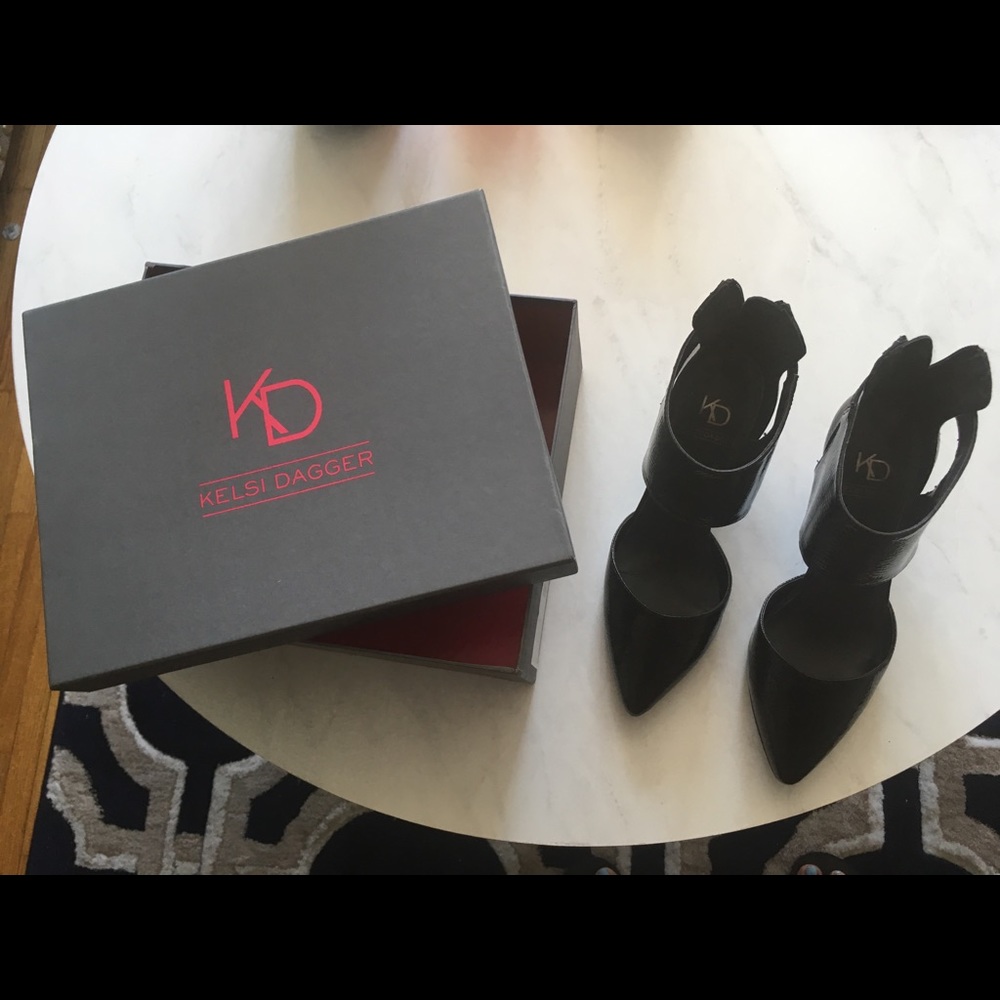 Kelsie Dagger Kitten Heel Pumps